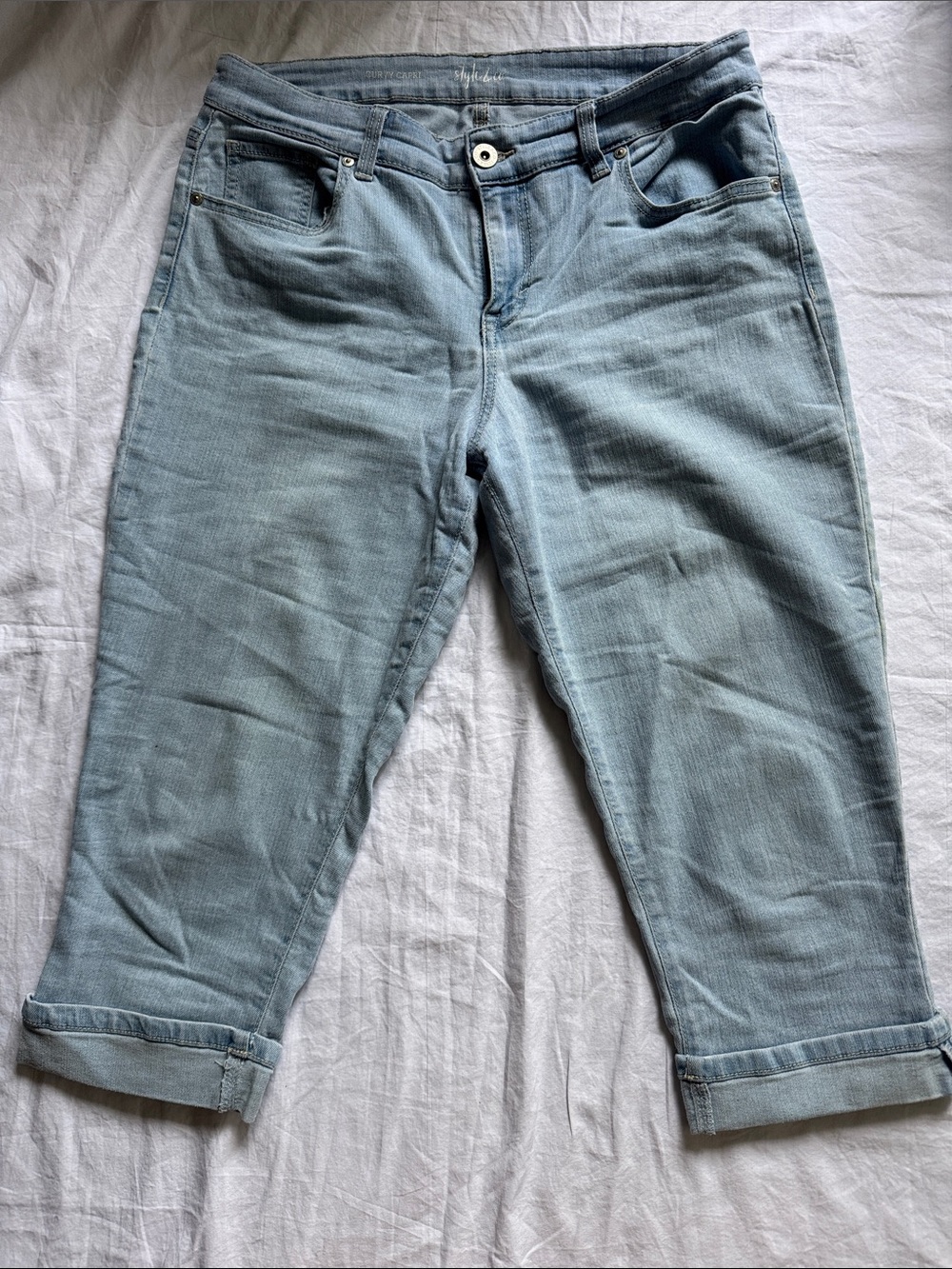 Light Blue Women’s Crop Jeans